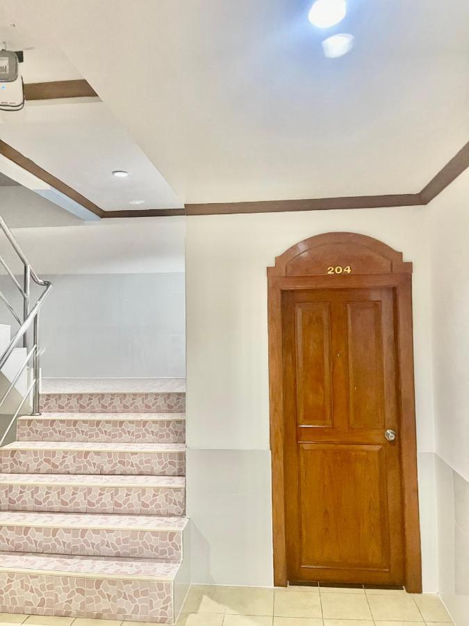 Innarm House Patong Экстерьер фото