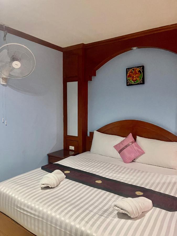 Innarm House Patong Экстерьер фото