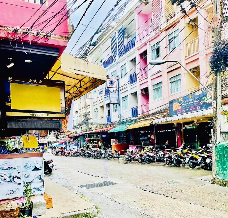 Innarm House Patong Экстерьер фото