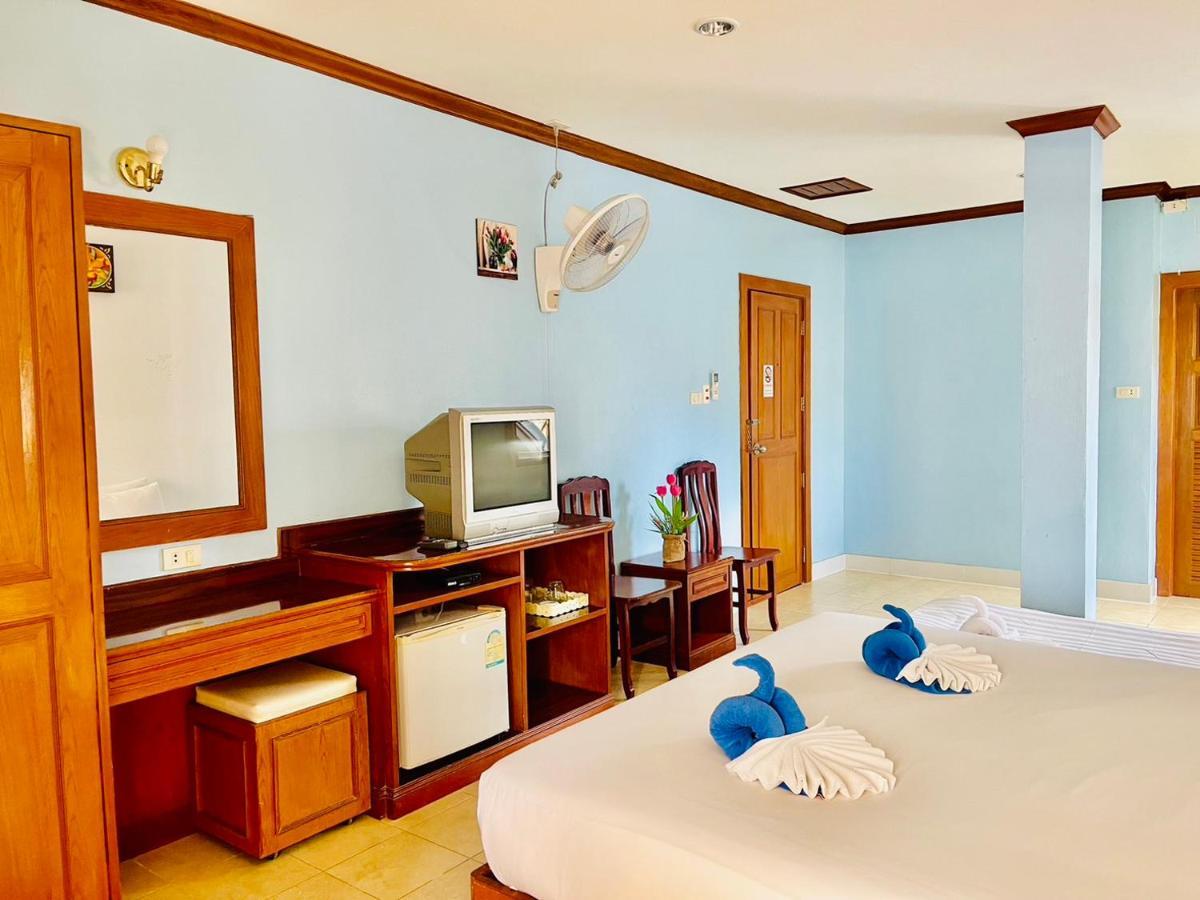 Innarm House Patong Экстерьер фото