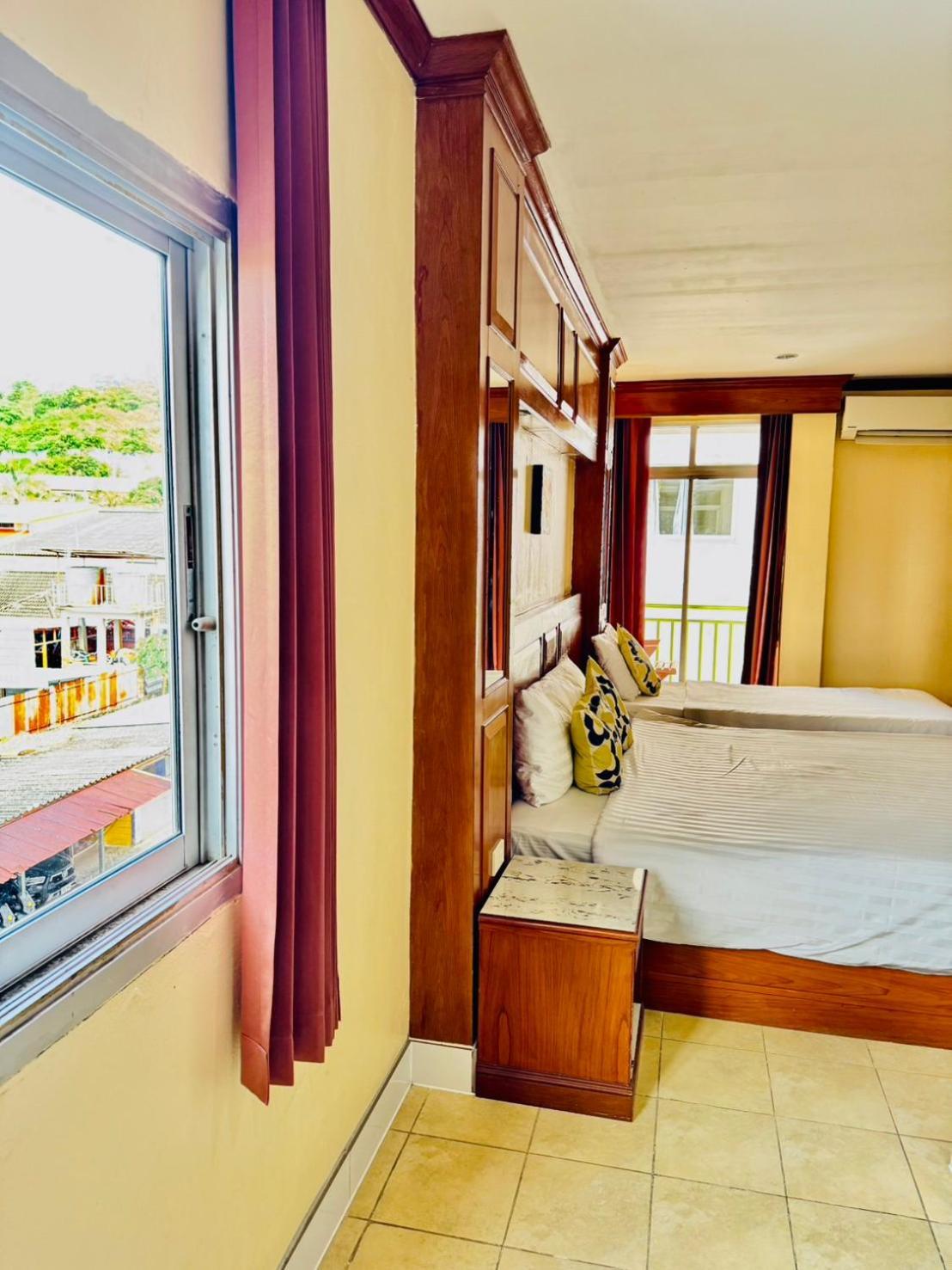 Innarm House Patong Экстерьер фото